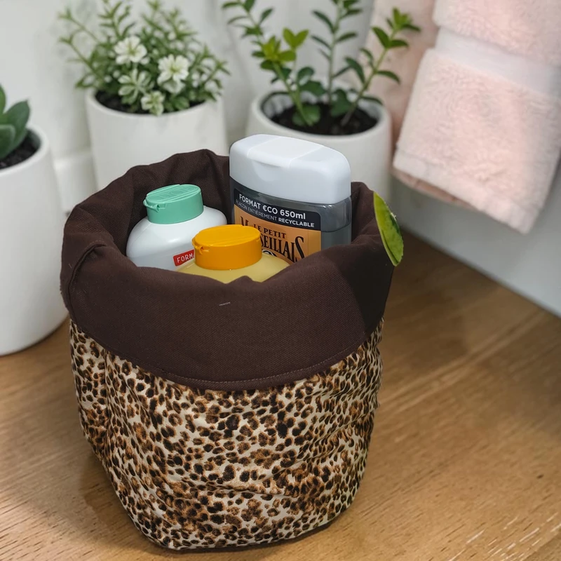 Panier pour produits cosmétiques